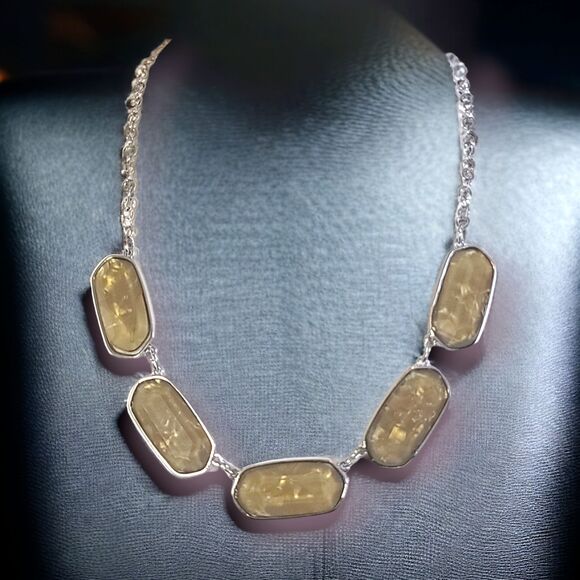 Green Faceted Faux Stone Silver Tone Chain Necklace 20" - Picture 1 of 3